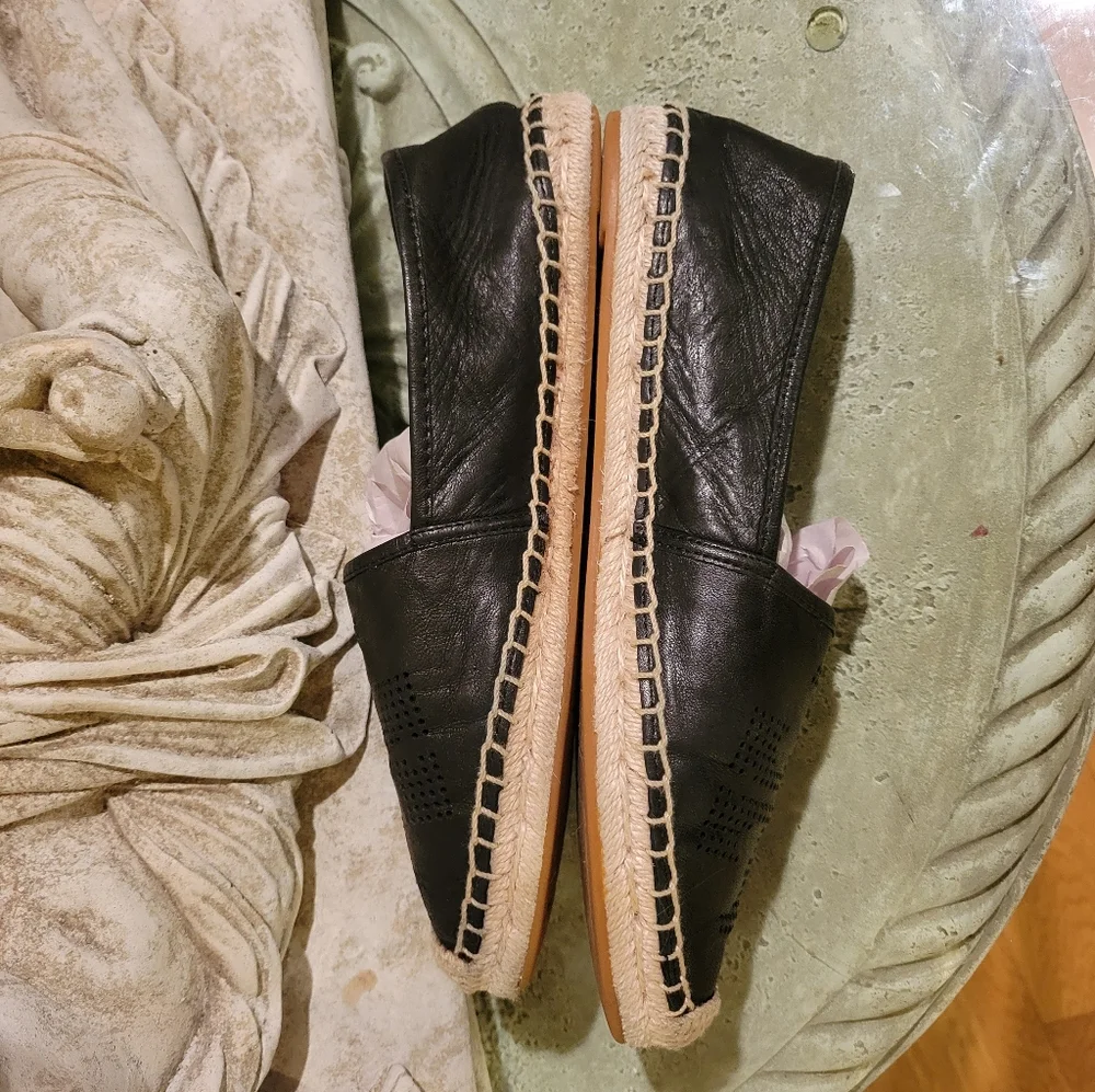 Tory Burch Leather Logo Espidrilles Designer Summer Vacation Slip On 1213